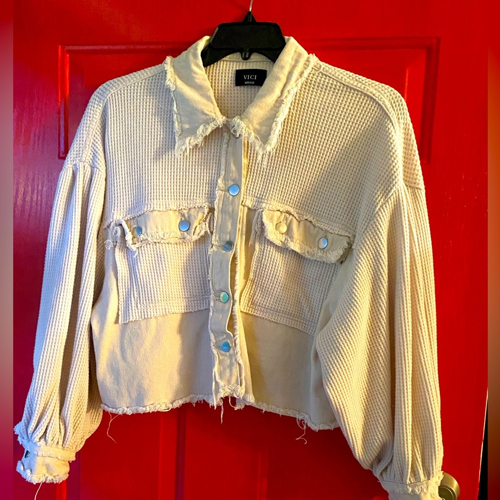 VICI (m) jacket super cute has thermal and can is material!